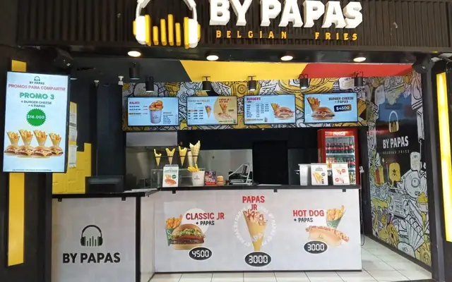 Local By Papas en Boulevard Shopping, Adrogué