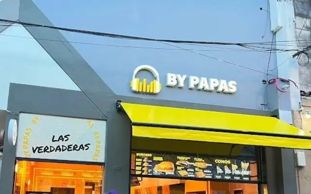 Fachada de By Papas Salta, Urquiza 662